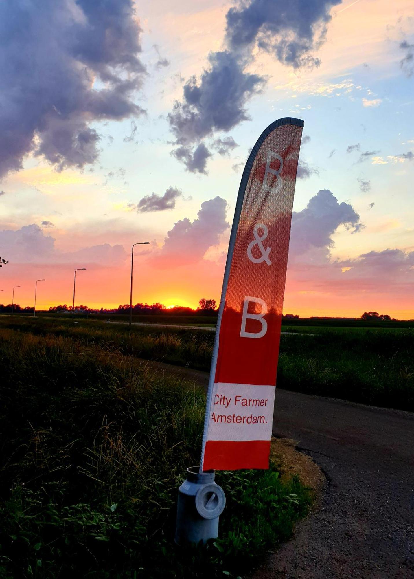 Farmer , Bed, Bike And Breakfast In Frühstückspension